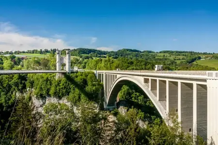 Švicarska mreža autocesta i postupak kupnje vinjete za 2025. godinu